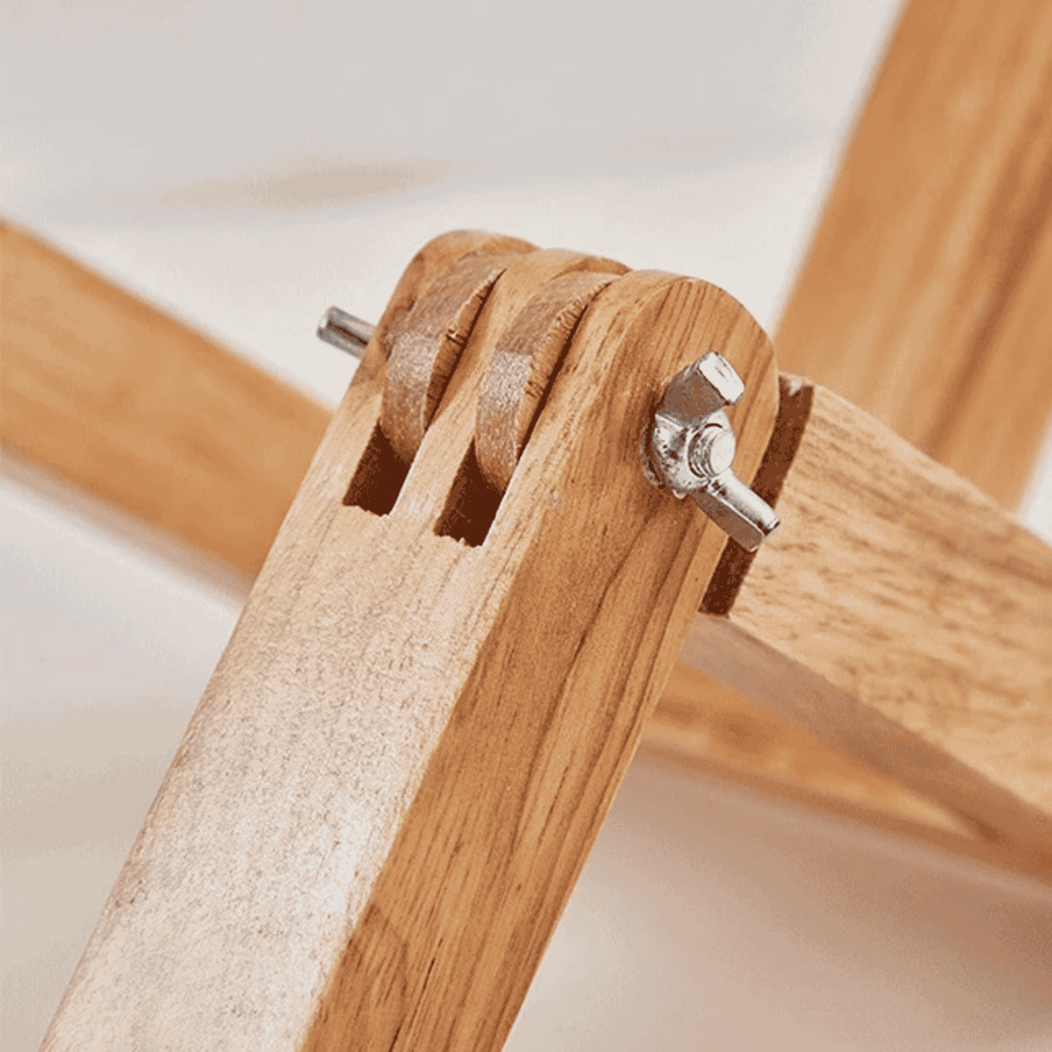 Glodbot Nordic Wooden Robot Table Lamp Warm Light, Desk Lamps, Handcrafted Solid Wood