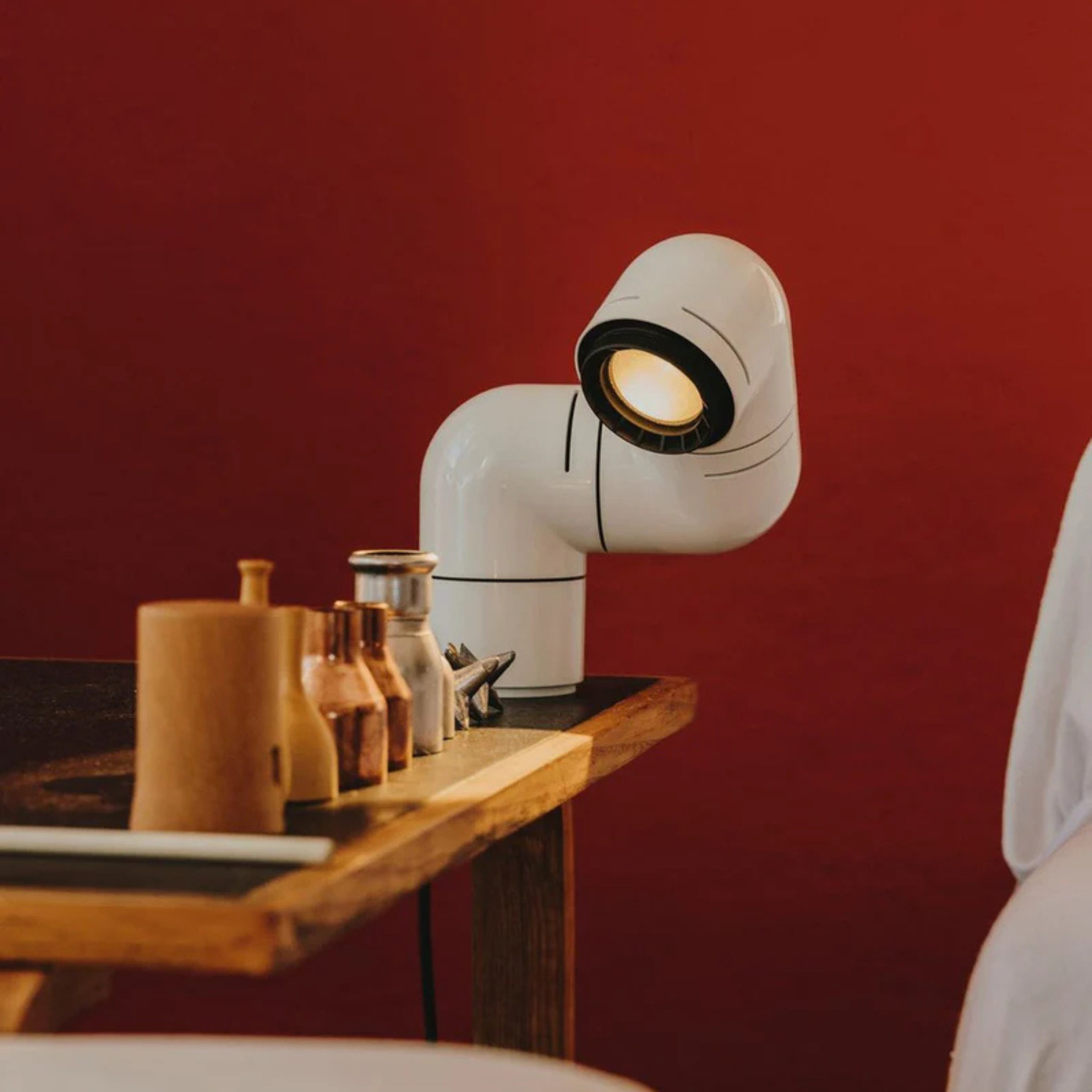 Glödra Art Deco Table Lamp — Nordic Ambient Light, Red, Lamps, with Dual Lighting