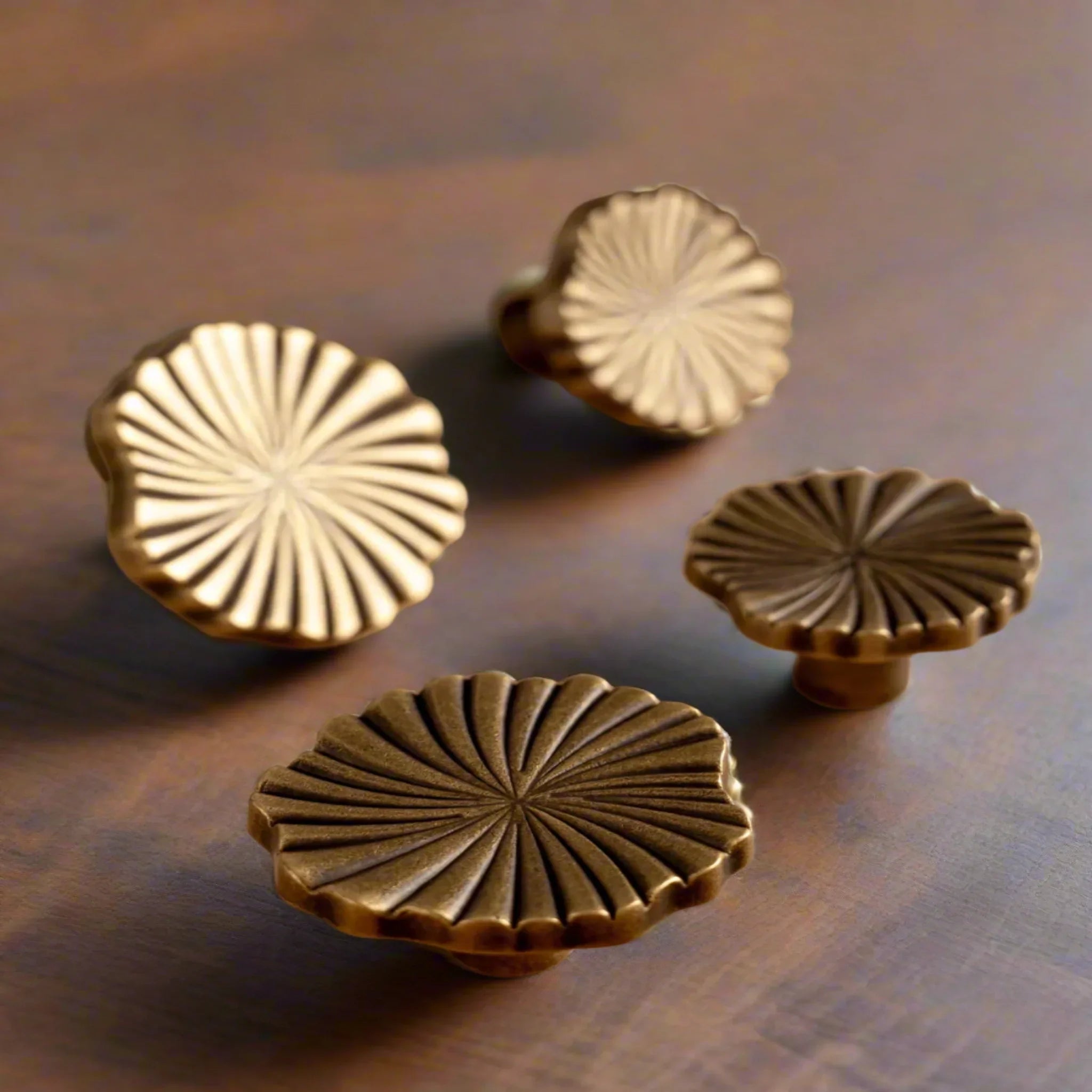 Krogvei Vintage Brass Cabinet Knob and Handle Set, Knobs & Handles, Antique