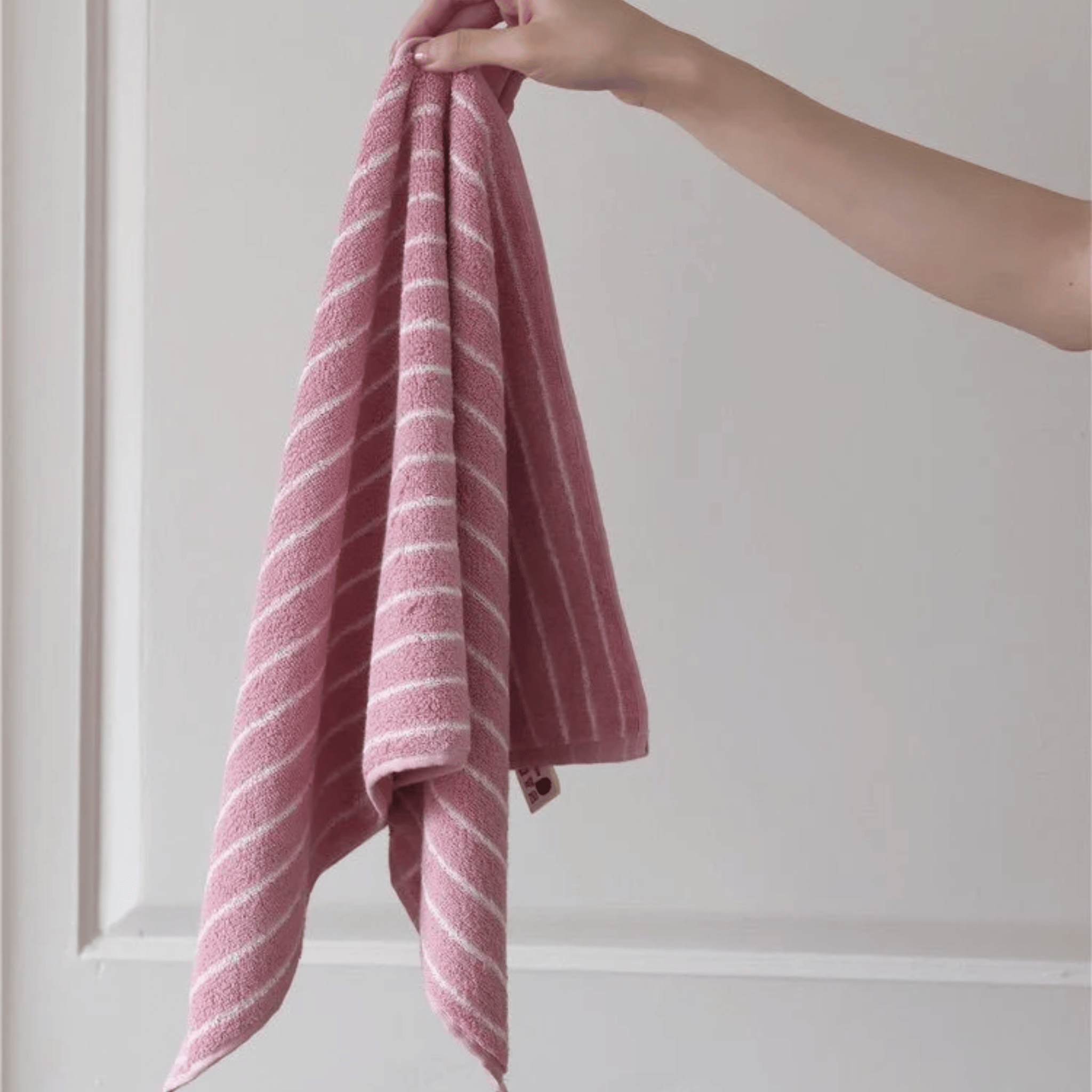 Rosvik Striped Cotton Towels - Soft Rosé Face Bath, Retro Towel Collection