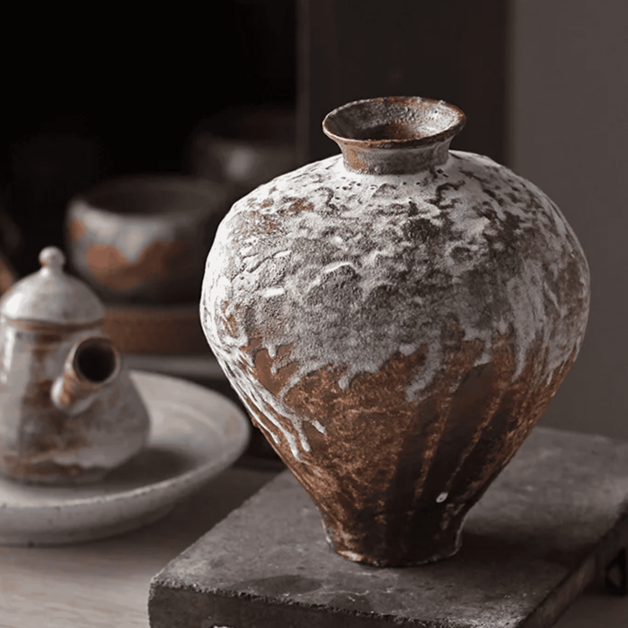 Small Jingdezhen Ceramic Wabi-Sabi Vase by Skonne, Ishi, Vases, Stille