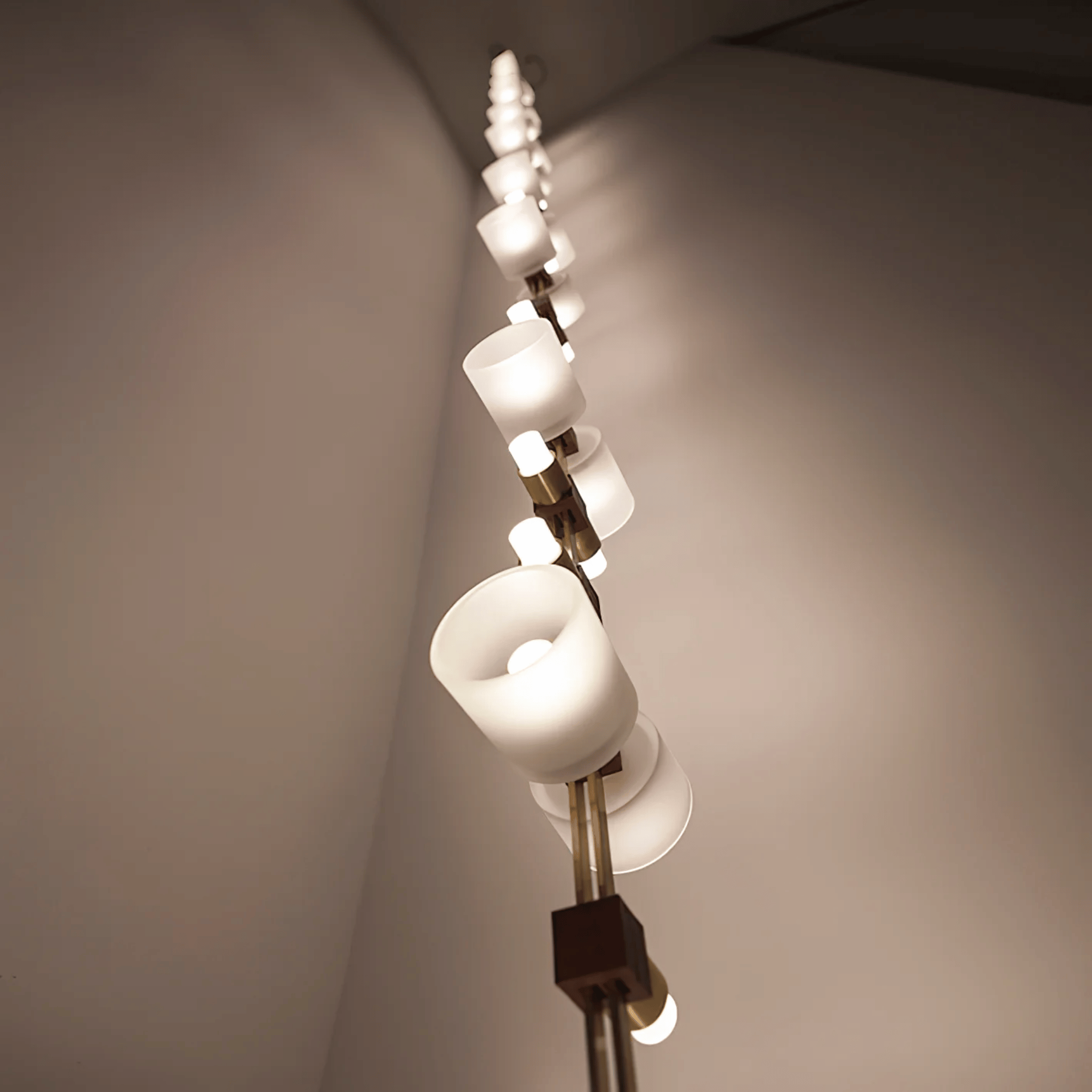 Stralvik Long Pendant Light Modern LED Gold, Ceiling Fixtures, Linear