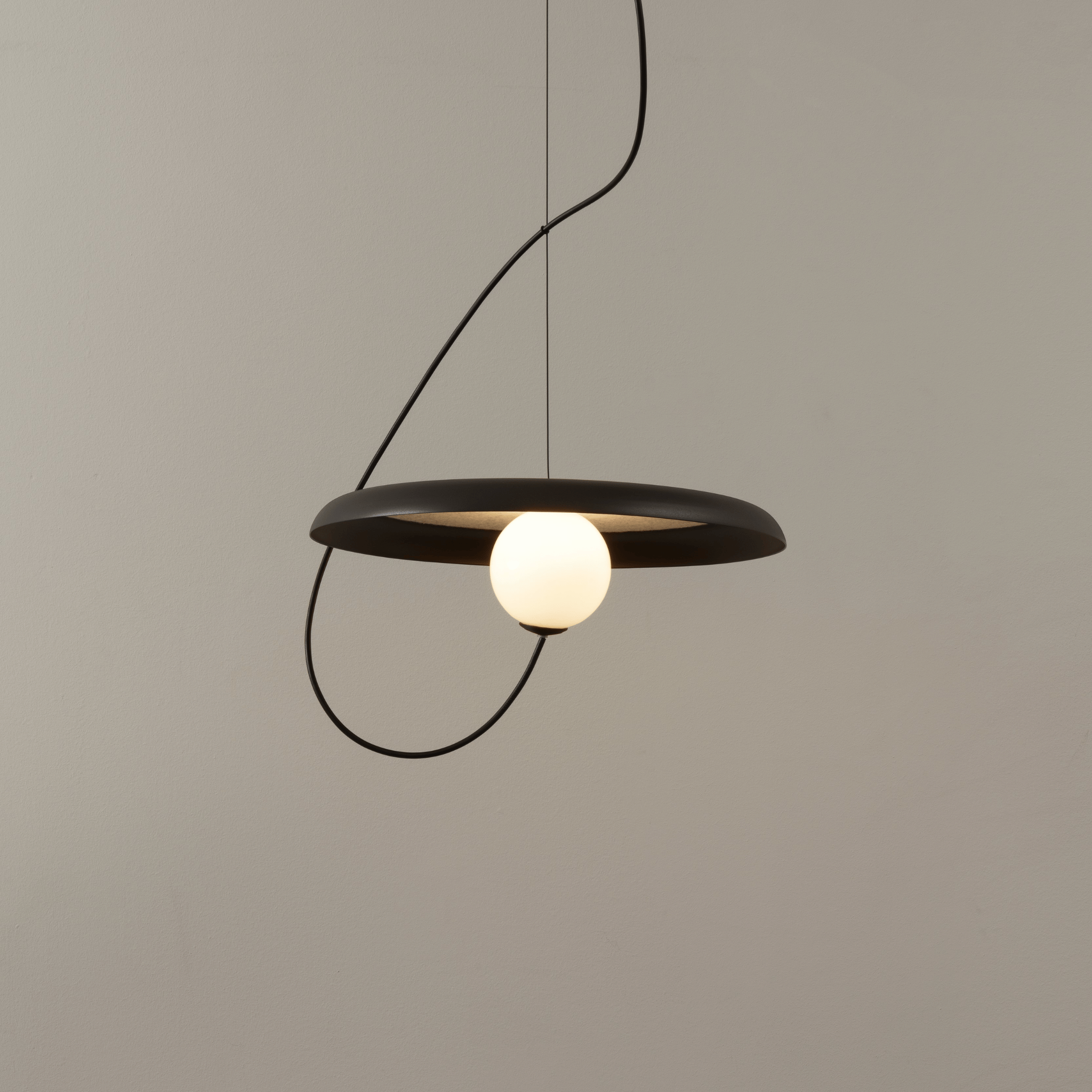 Dregla Magnetic Pendant — Modern Black Ceiling Light, Cold White / Small, Fixtures, Industrial