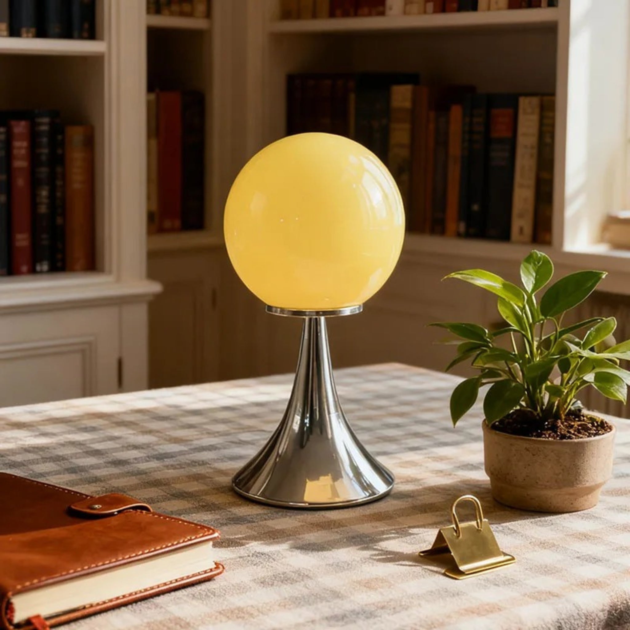 Gloda Dimmable Glass Globe Table Lamp for Bedroom, Cream, Lamps, Spherical Nordic