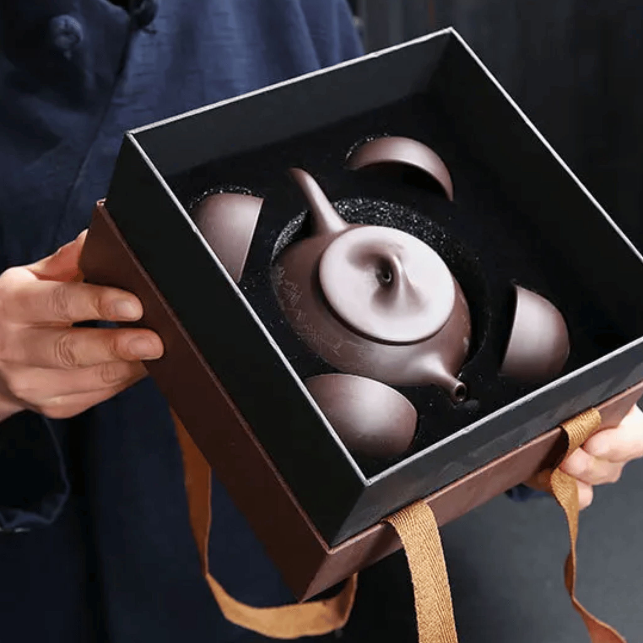 Authentic Zisha Clay Gongfu Tea Set 4 Cups Skonne, Obsidian, Sets, Stillvann Purple Ceremony