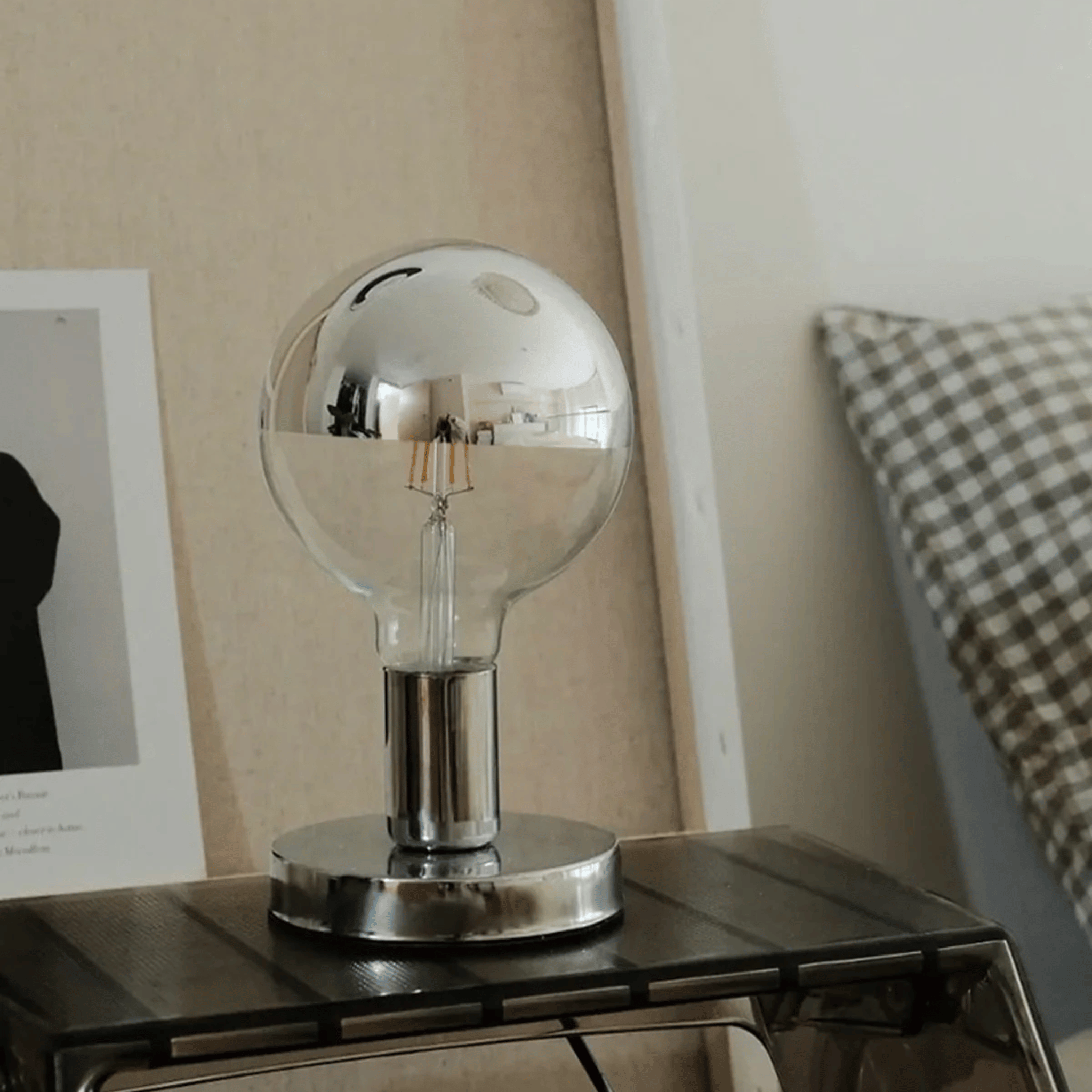 Bauhaus LED Table Lamp in Nordic Minimalist Style, Small, Lamps, Stråla Desk