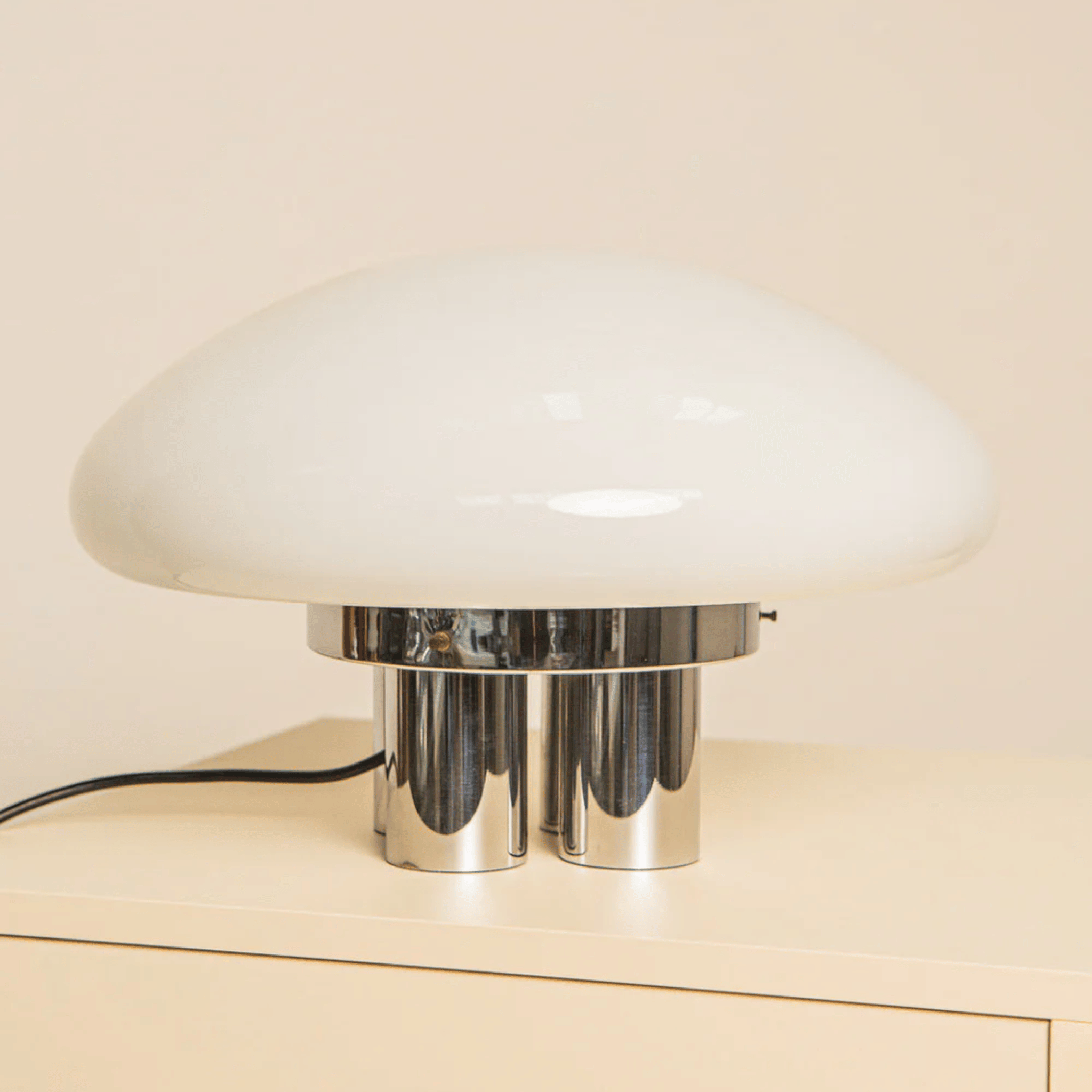 Valbo Bauhaus Table Lamp Retro Milk White LED Light, Lamps